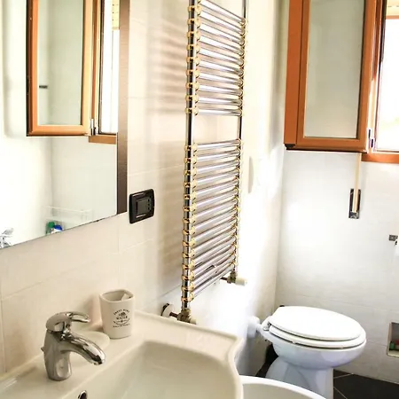 Hiwya - Is Where Are Appartement