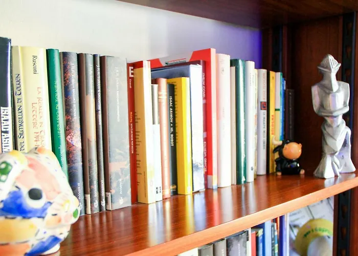 Hiwya - Is Where Are * Μπολόνια