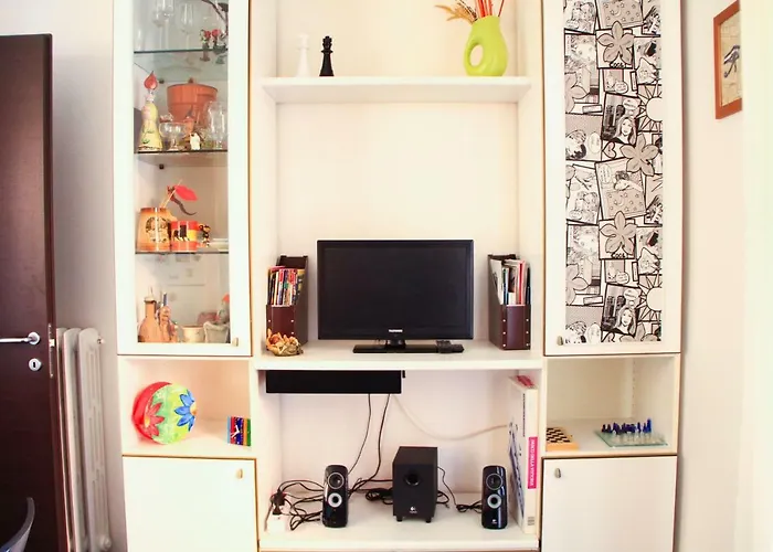 Hiwya - Is Where Are *