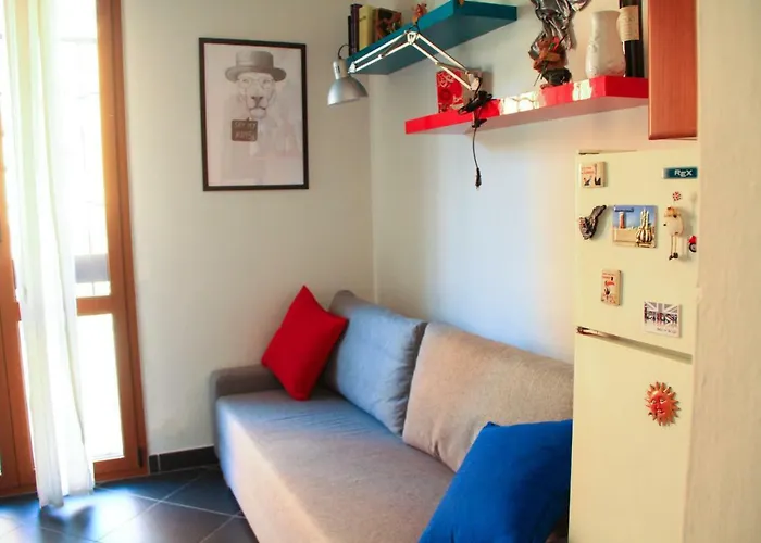 Hiwya - Is Where Are * Μπολόνια