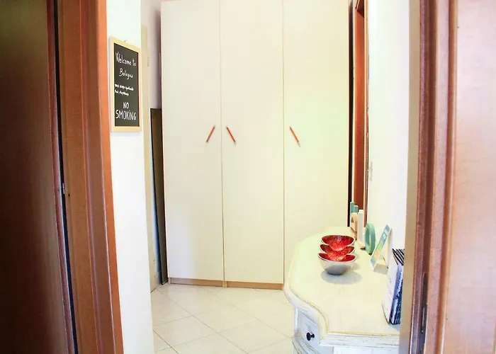 Hiwya - Is Where Are Διαμέρισμα