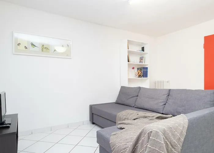 Hiwya - Is Where Are *