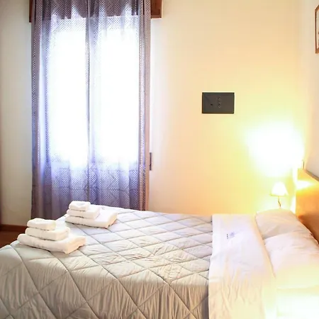 Hiwya - Is Where Are * Bologna